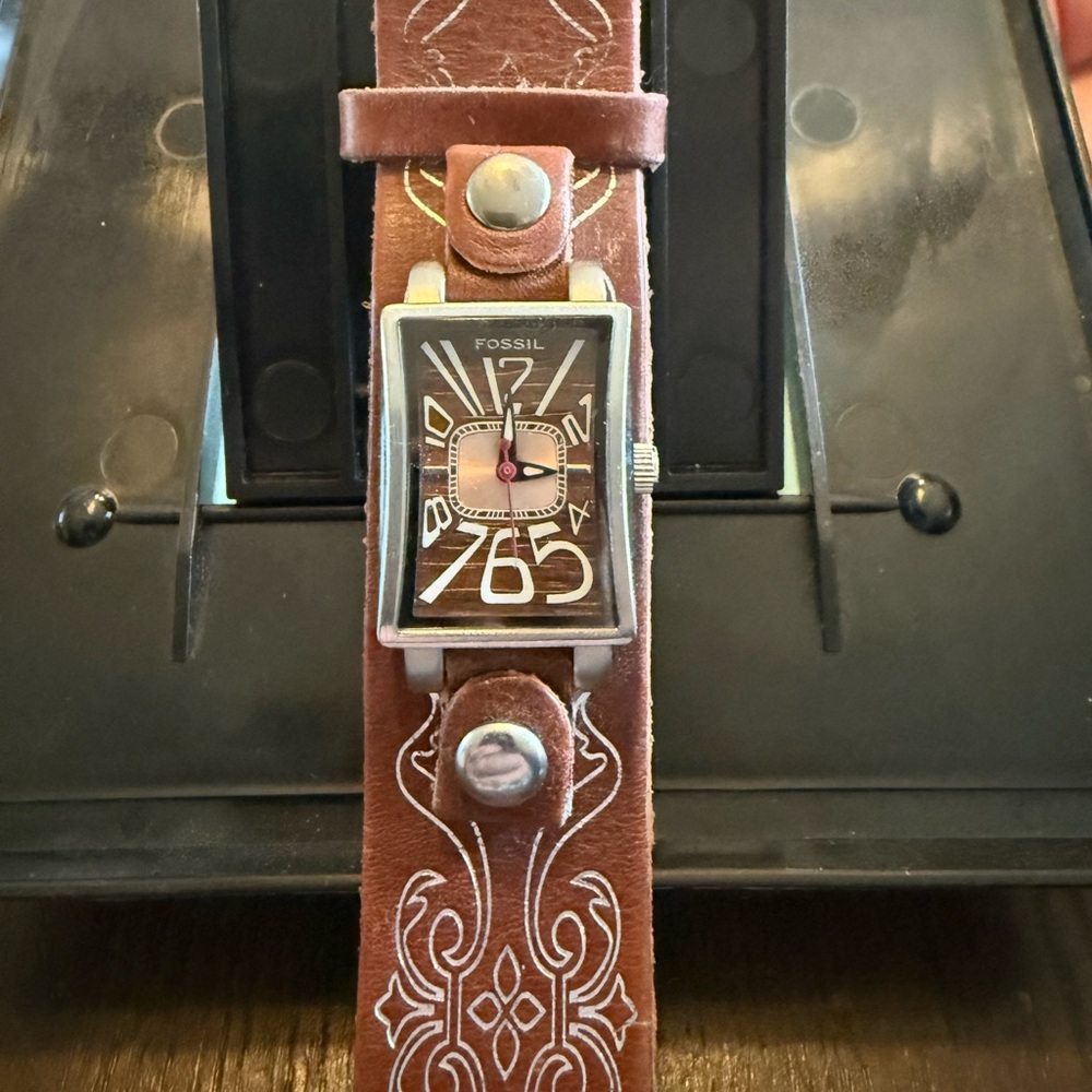 Fossil Genuine Leather Strap